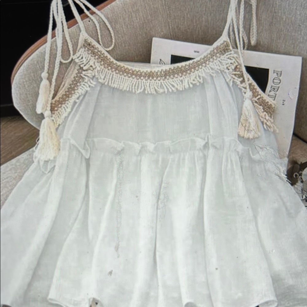 061. Chic White Tassel Trim Camisole